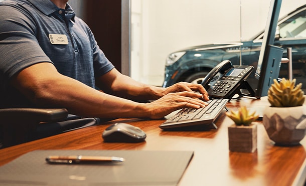 Atención al cliente Lincoln brindando soporte personalizado desde el Centro de Relación con Clientes