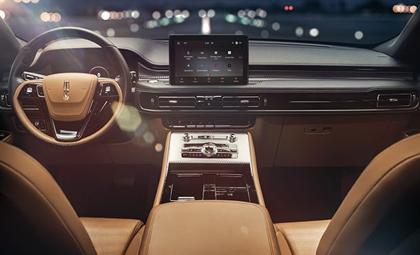 Disfruta del santuario personal que brinda el diseño interior de SUV de Lujo Lincoln Aviator 2023
