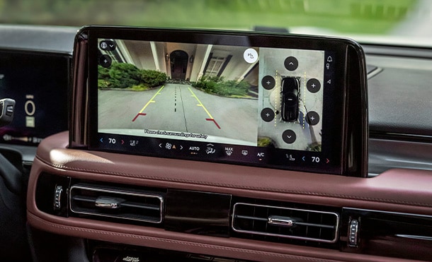 Lincoln Copilot360 de SUV Aviator 2026 con cámara 360 para una mejor visión en espacios reducidos