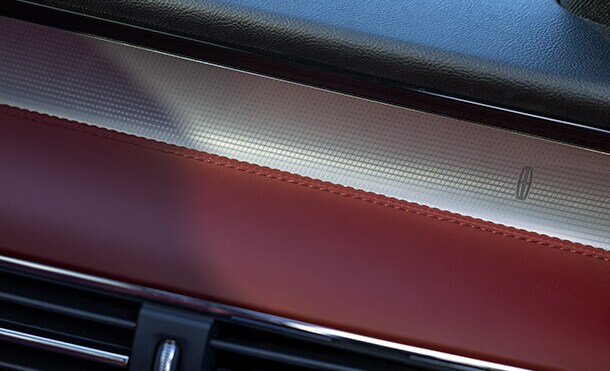 Disfruta del santuario personal que brinda el diseño interior de SUV de Lujo Lincoln Corsair 2023