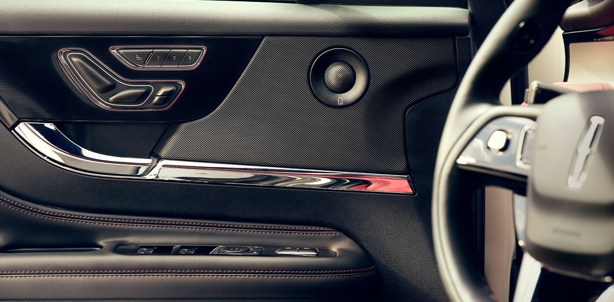 Sonido Premium con 9 Bocinas