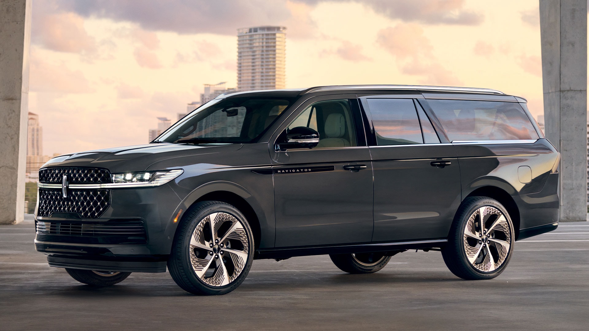  Lincoln Navigator 2026, Camioneta SUV Grande con personalidad imponente y lujo que cautiva miradas