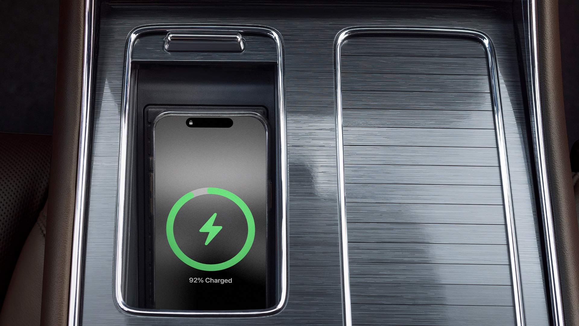 Recarga fácilmente tu Smartphone sin cables en el cargador inalámbrico de Lincoln Aviator 2026