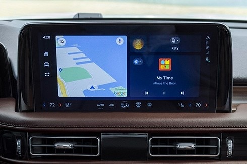 PANTALLA LCD DE 13.2" CON SYNC®5