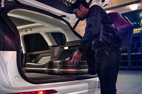 Espacio Inteligente con Puerta Trasera Eléctrica